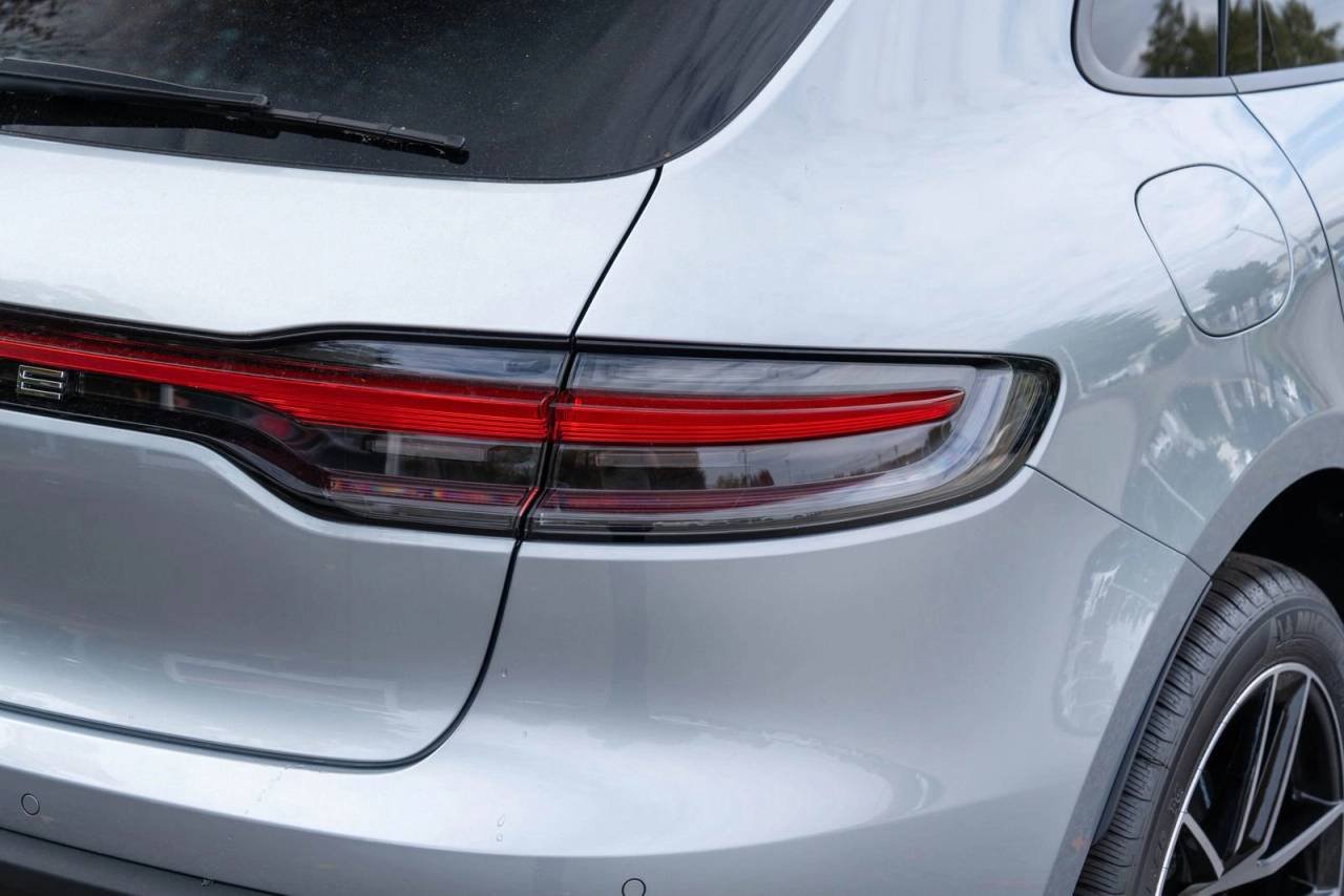 Used 2026  Porsche  image 14
