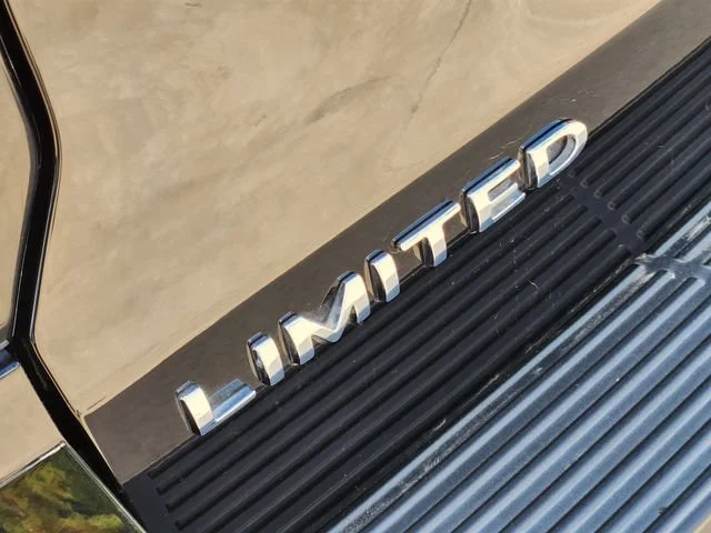 Used 2020 Black Ford Limited image 12