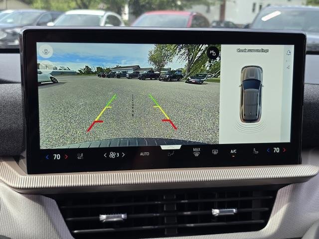 New 2027 Vapor Blue Metallic Ford Active image 17