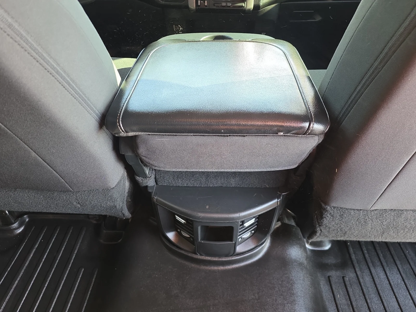 Used 2019 Delmonico Red Pearlcoat Ram Tradesman image 14
