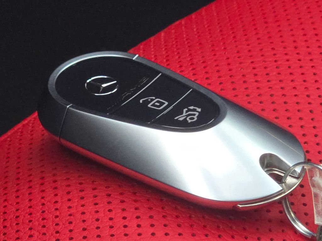 New 2026 MANUFAKTUR Alpine Grey Mercedes-Benz C 43 AMG® image 38