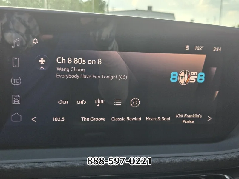 Used 2024 Cinnabar Metallic BUICK AVENIR image 22