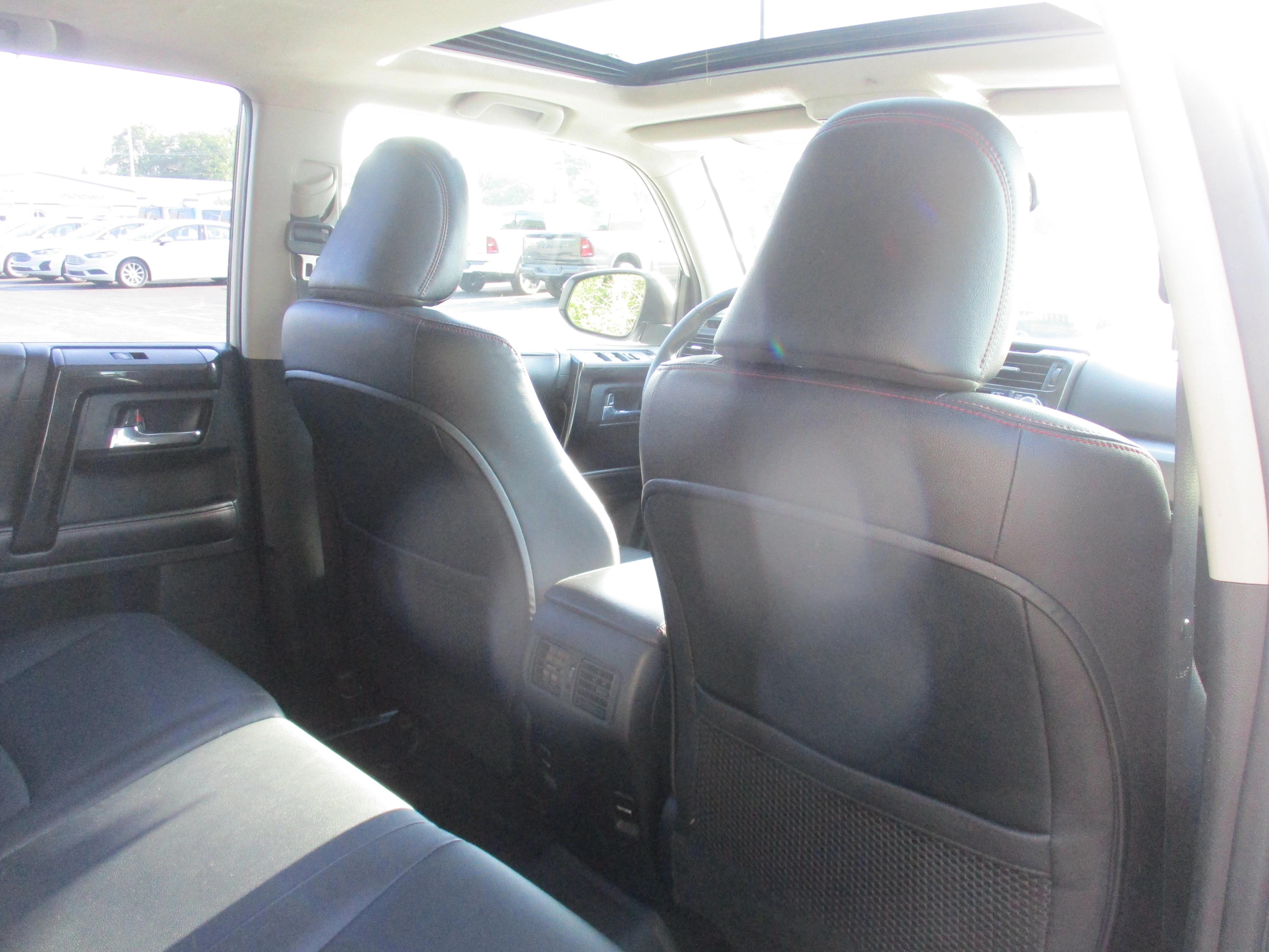 Used 2017 SUPER WHITE Toyota  image 41