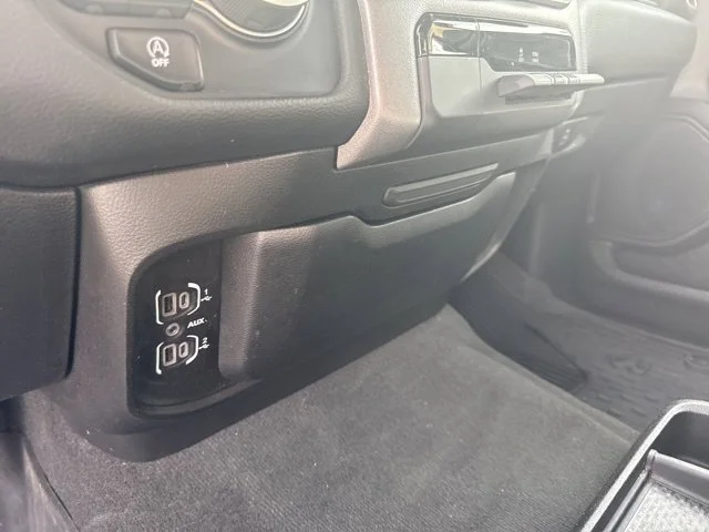 Used 2020 Bright White Clearcoat Ram Big Horn image 29