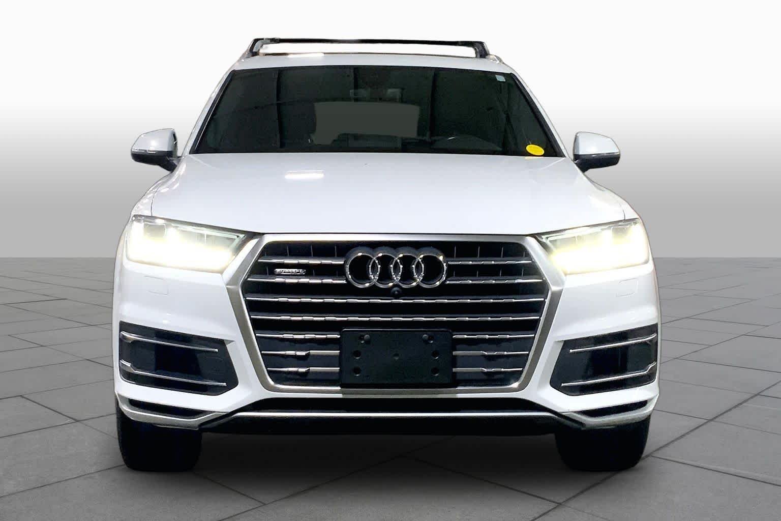 Used 2018 Glacier White Metallic Audi Premium Plus image 4