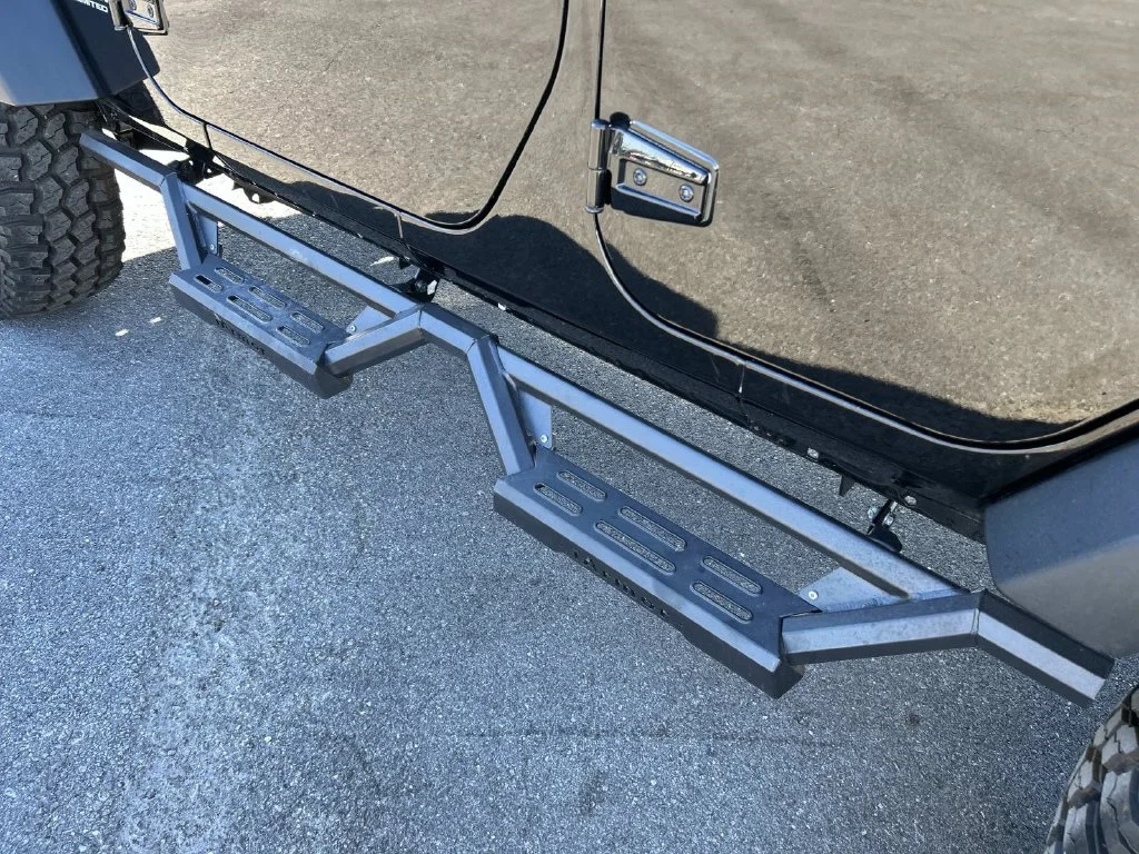 Used 2018 Black Jeep Unlimited Sport image 14