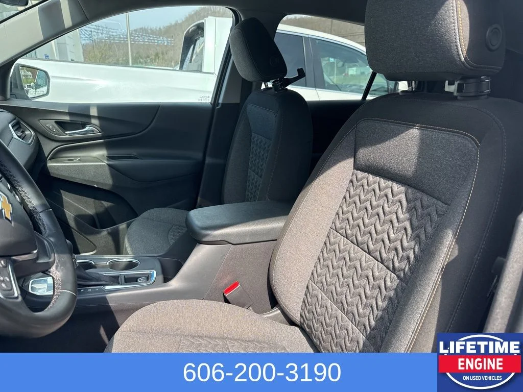 Used 2024 White Chevrolet LT image 17