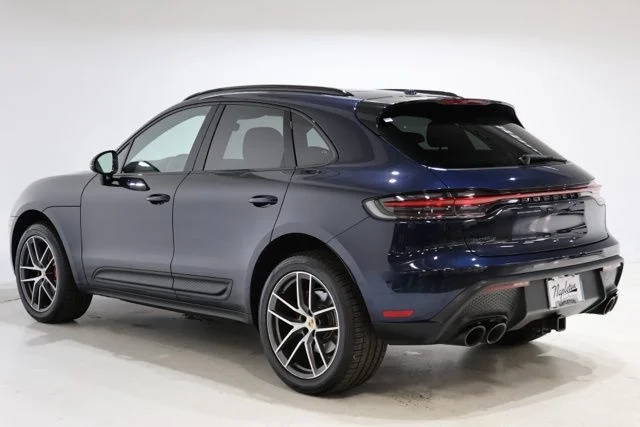 Used 2023 Night Blue Metallic Porsche S image 5