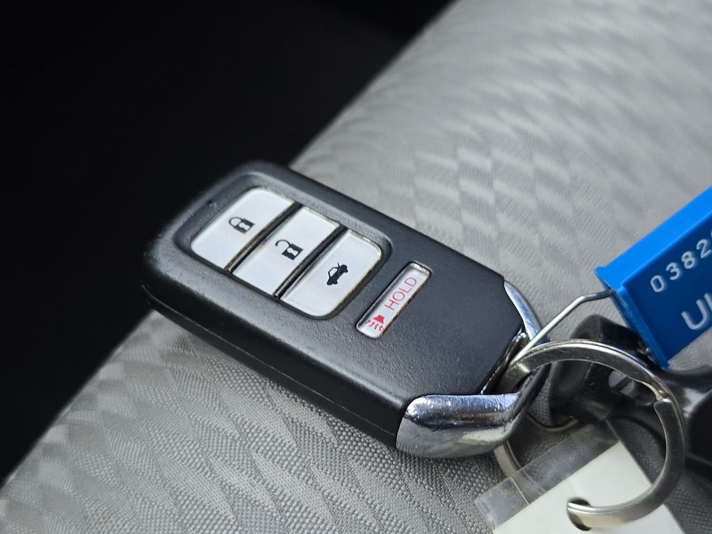 Used 2015  Honda EX image 35