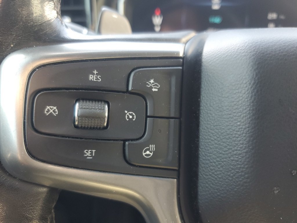 Used 2022 White Chevrolet RST image 19