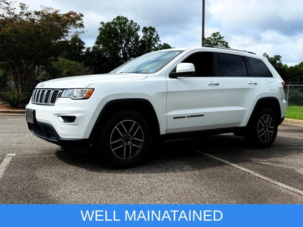 Used 2019 White Jeep Laredo E 4x4 image 6