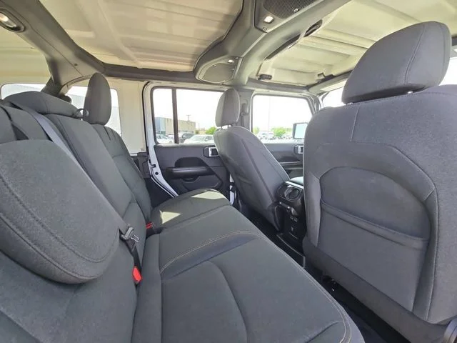 Used 2024 White Jeep Sahara 4xe image 27