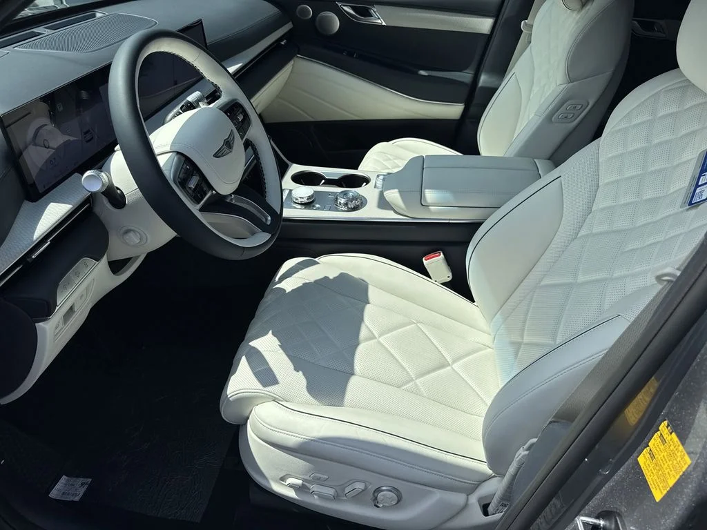 2025 GENESIS GV80 Prestige - Photo 9