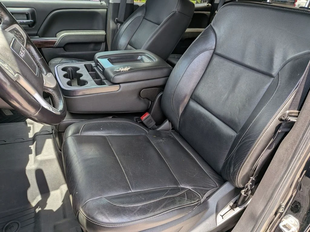 Used 2018 Black GMC SLT image 22