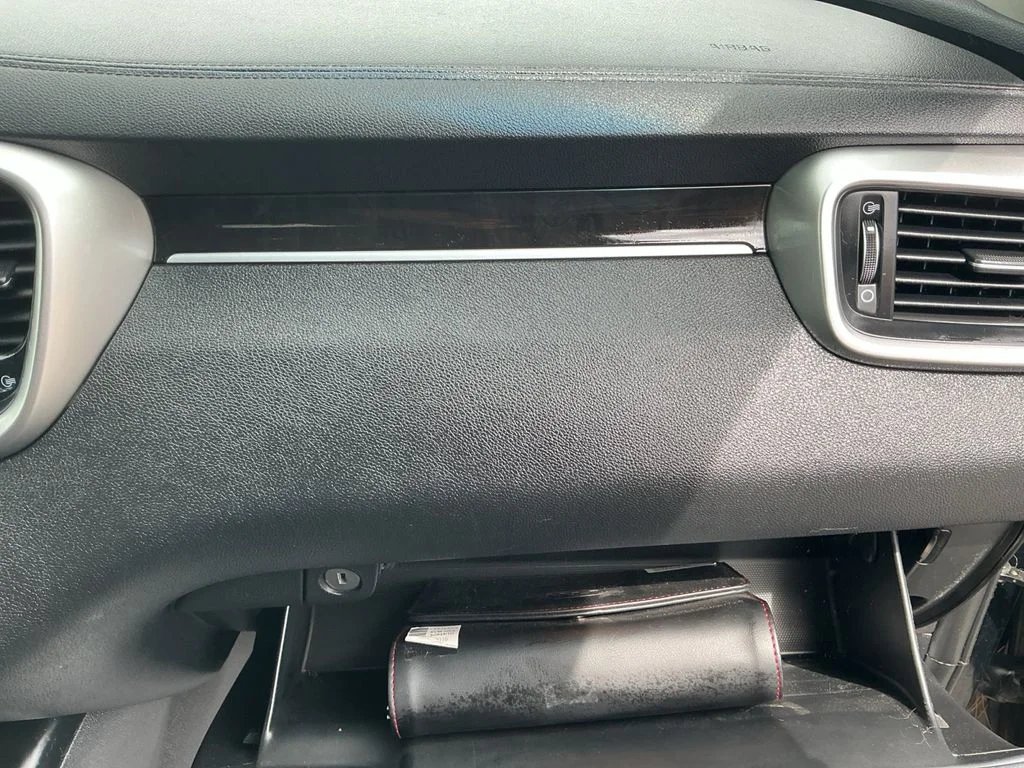 Used 2016 Black Kia LX image 28