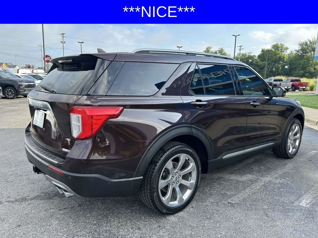 Used 2020 Gray Ford Platinum image 4