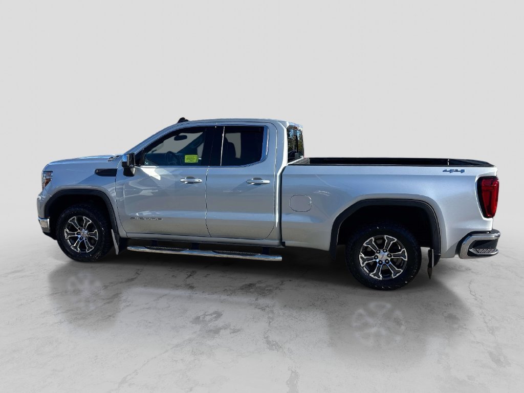 Used 2019 Silver GMC SLE image 2