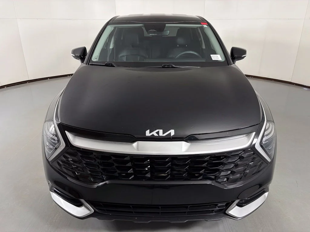 Used 2024 Black Kia EX image 3