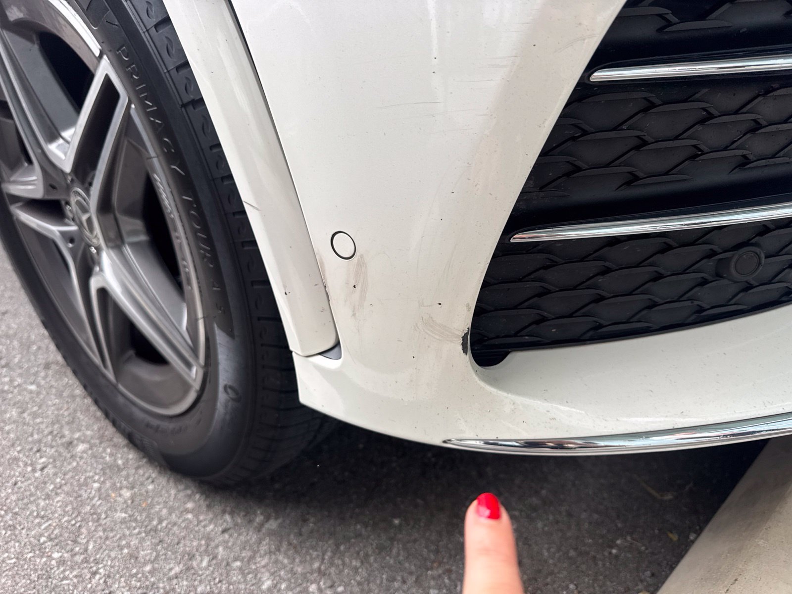 Used 2020 White Mercedes-Benz GLE 350 image 19