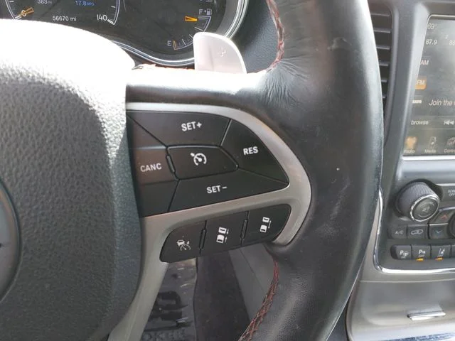 Used 2017 White Jeep Trailhawk image 26