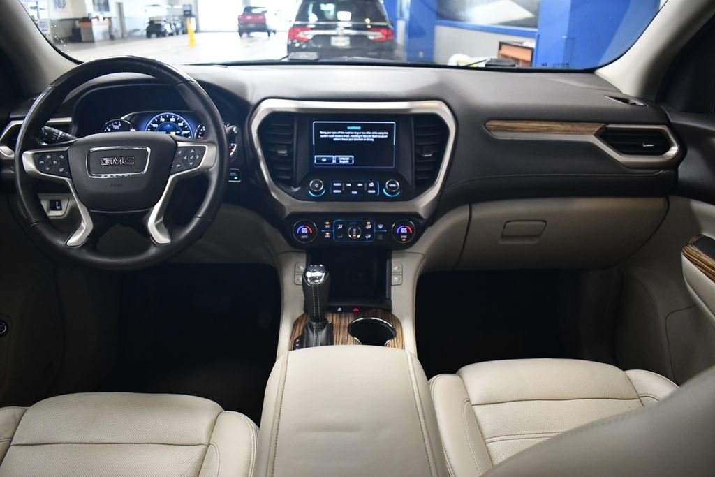 Used 2019 Pepperdust Metallic GMC Denali image 18