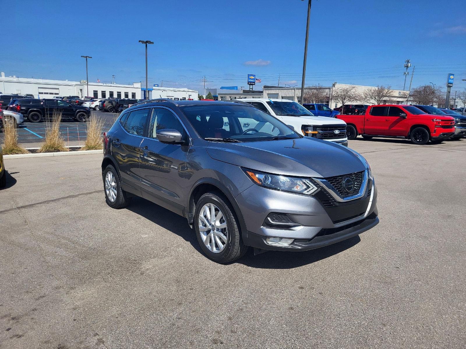 2022 Nissan Rogue Sport SV