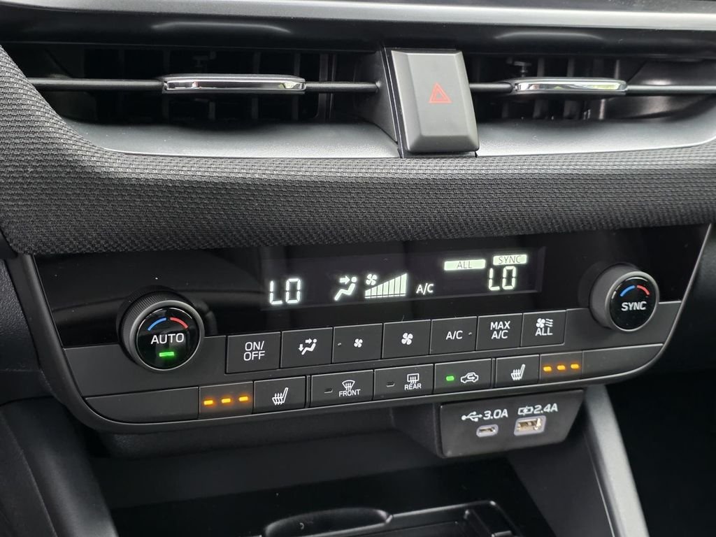 New 2026 SAPPHIRE BLUE PEARL Subaru Premium image 23