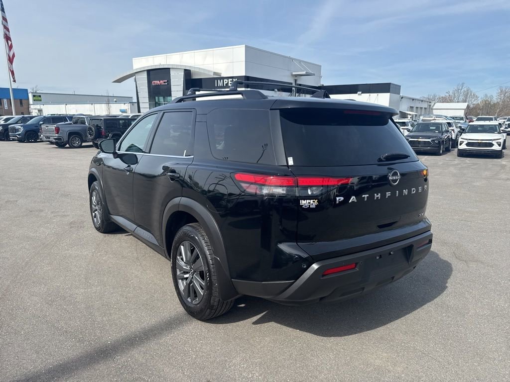 View vehicle photo 3