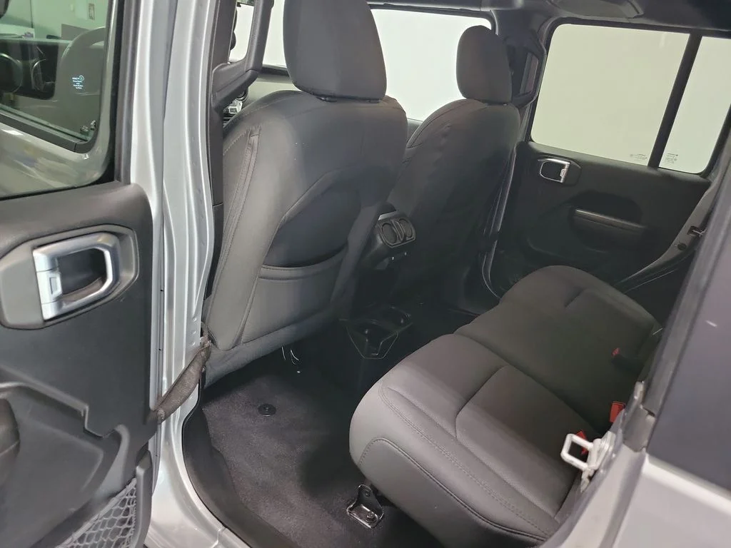Used 2020 Silver Jeep Unlimited Sport S image 24