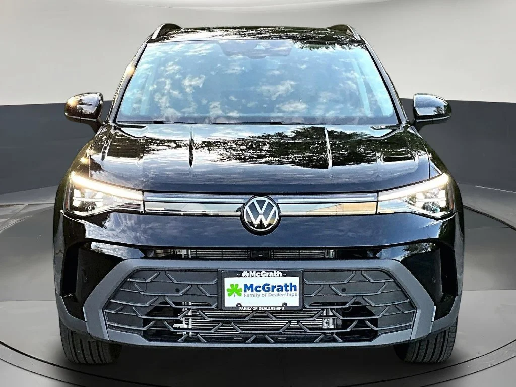 New 2027 Black Volkswagen 1.5T SE Black image 2