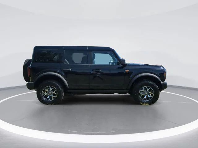 Used 2025 Black Ford Badlands image 9