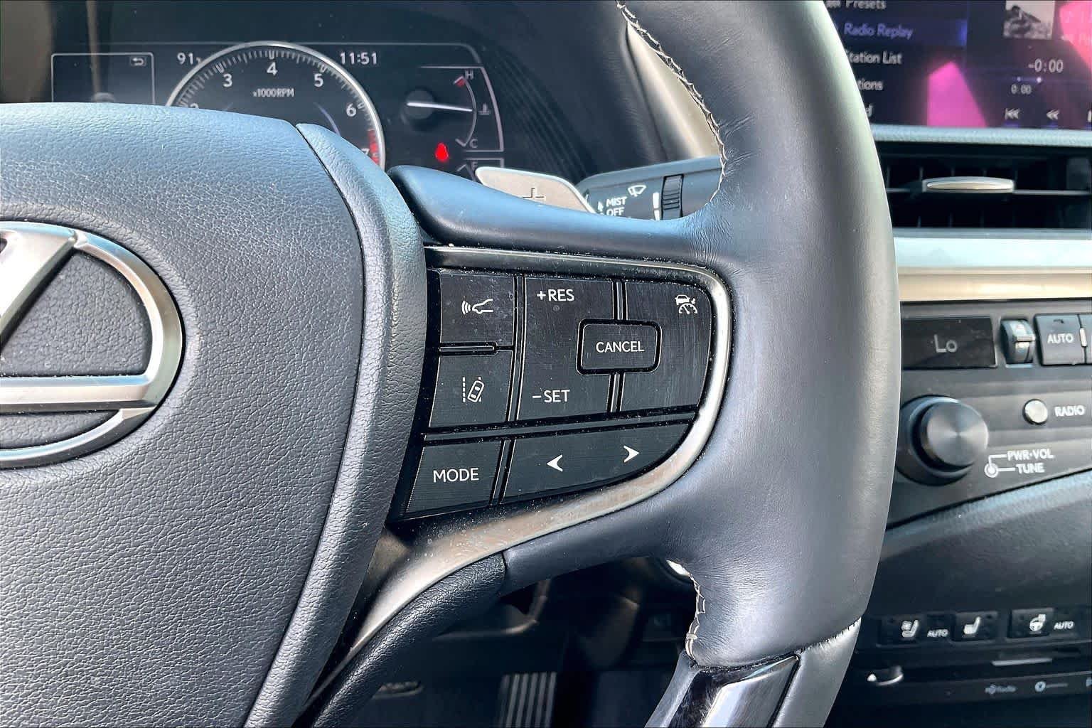 Used 2020 Nightfall Mica Lexus  image 22