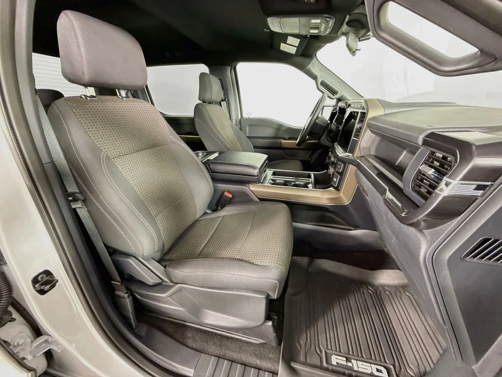 Used 2024 Avalanche Ford STX image 27
