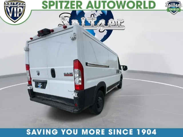 Used 2021 White Ram Low Roof image 15