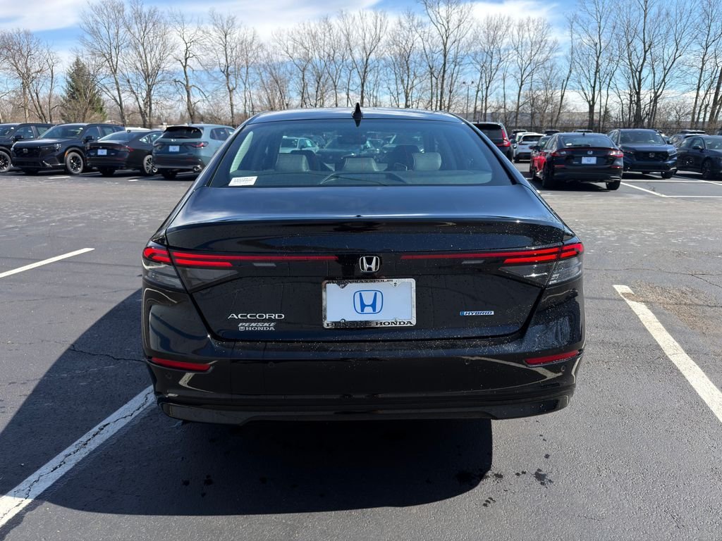 New 2026 Crystal Black Pearl Honda EX-L image 4