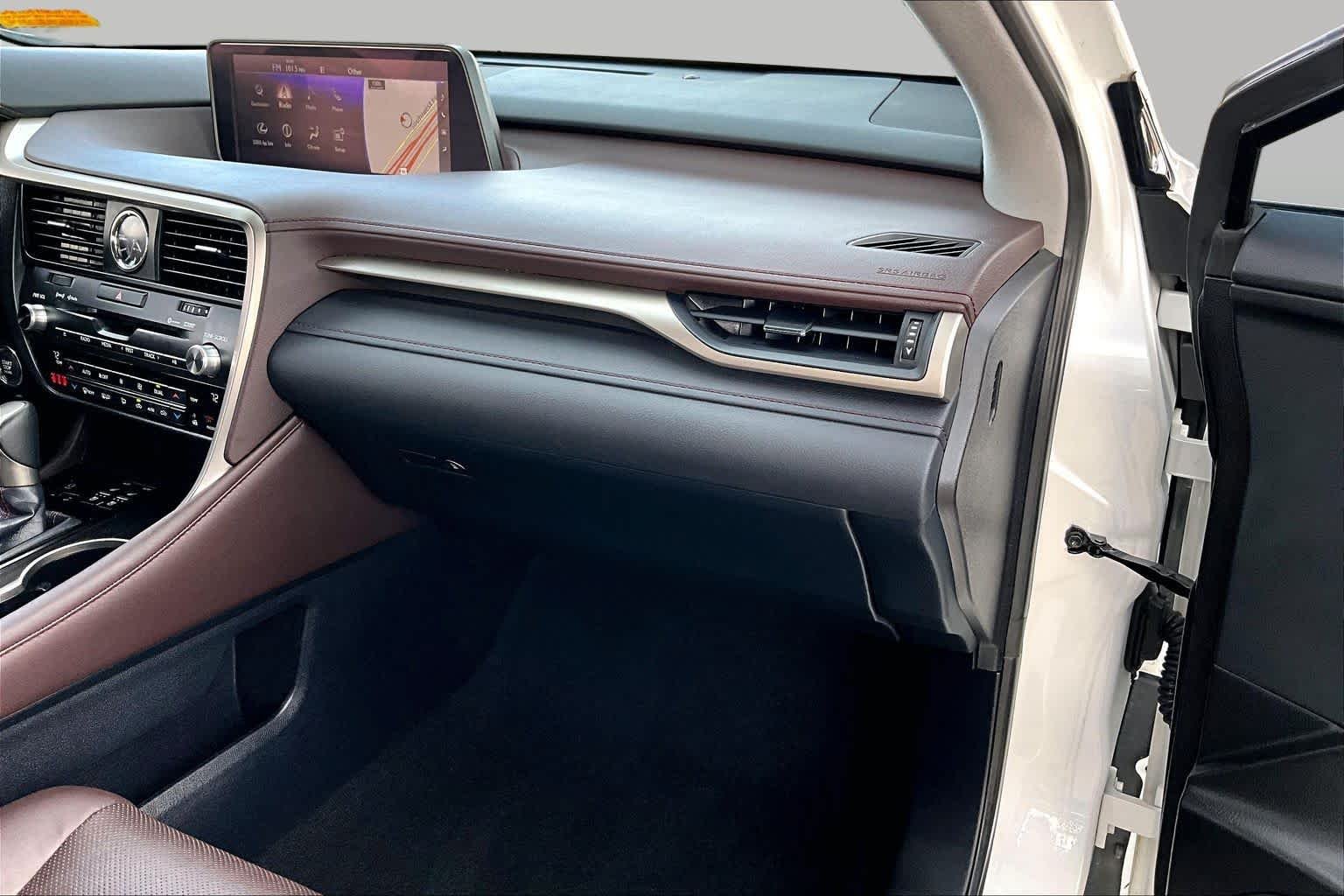 Used 2019 Eminent White Pearl Lexus  image 19