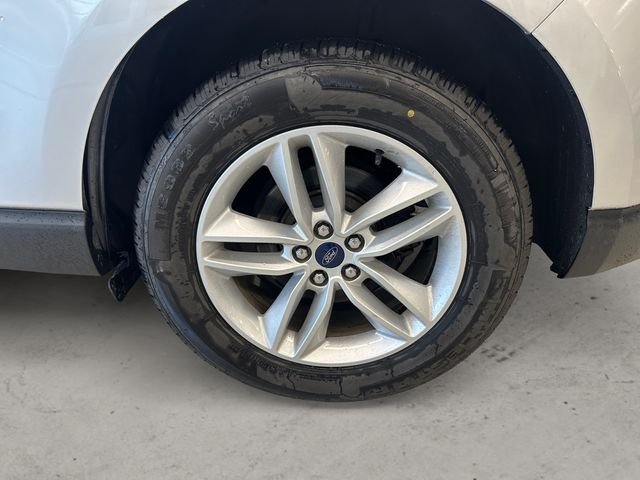 Used 2018 Silver Ford SEL image 14