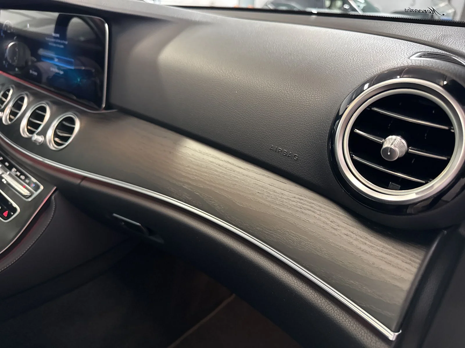 Used 2022 Silver Mercedes-Benz E 350 image 31