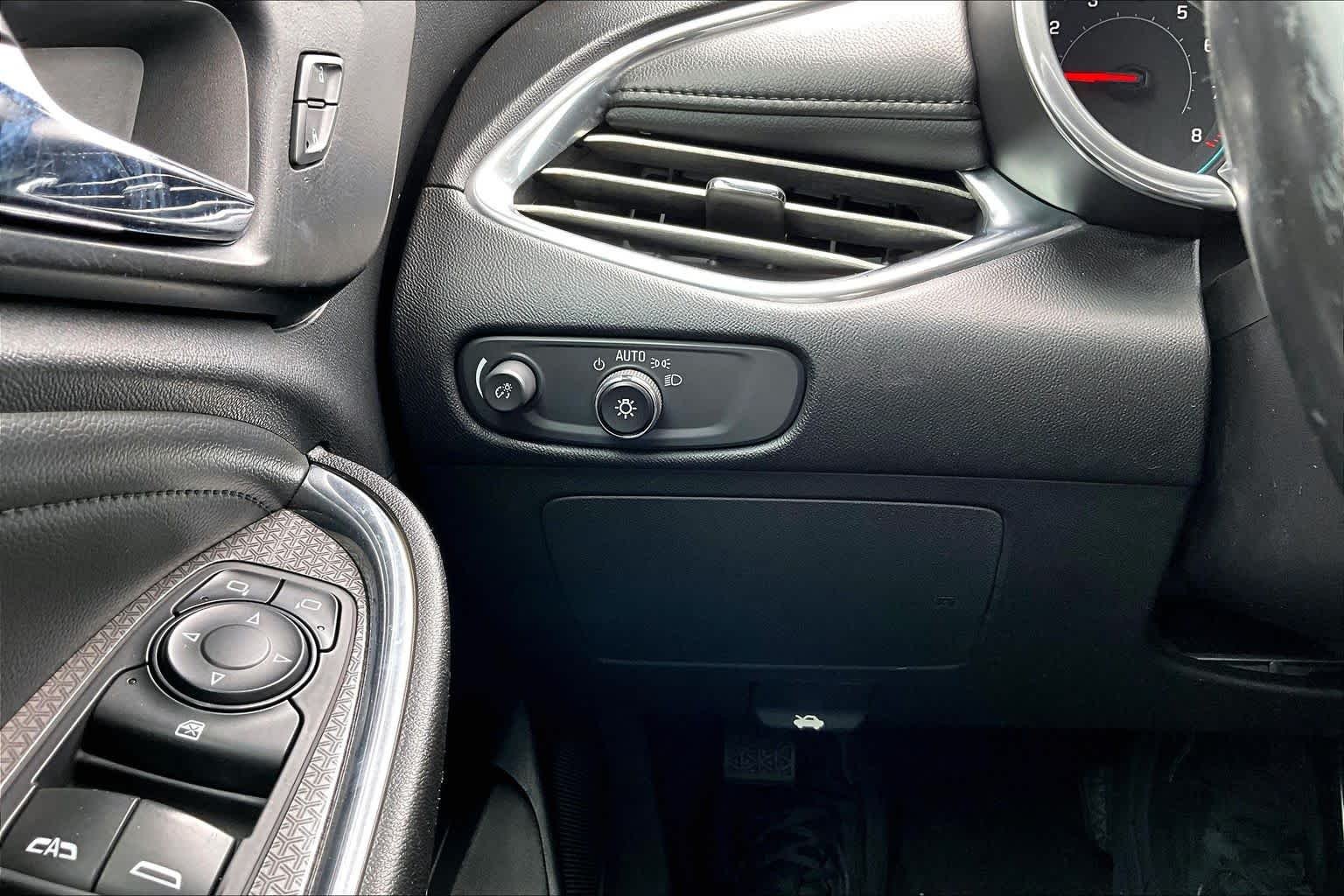 Used 2017 Silver Ice Metallic Chevrolet LT image 36