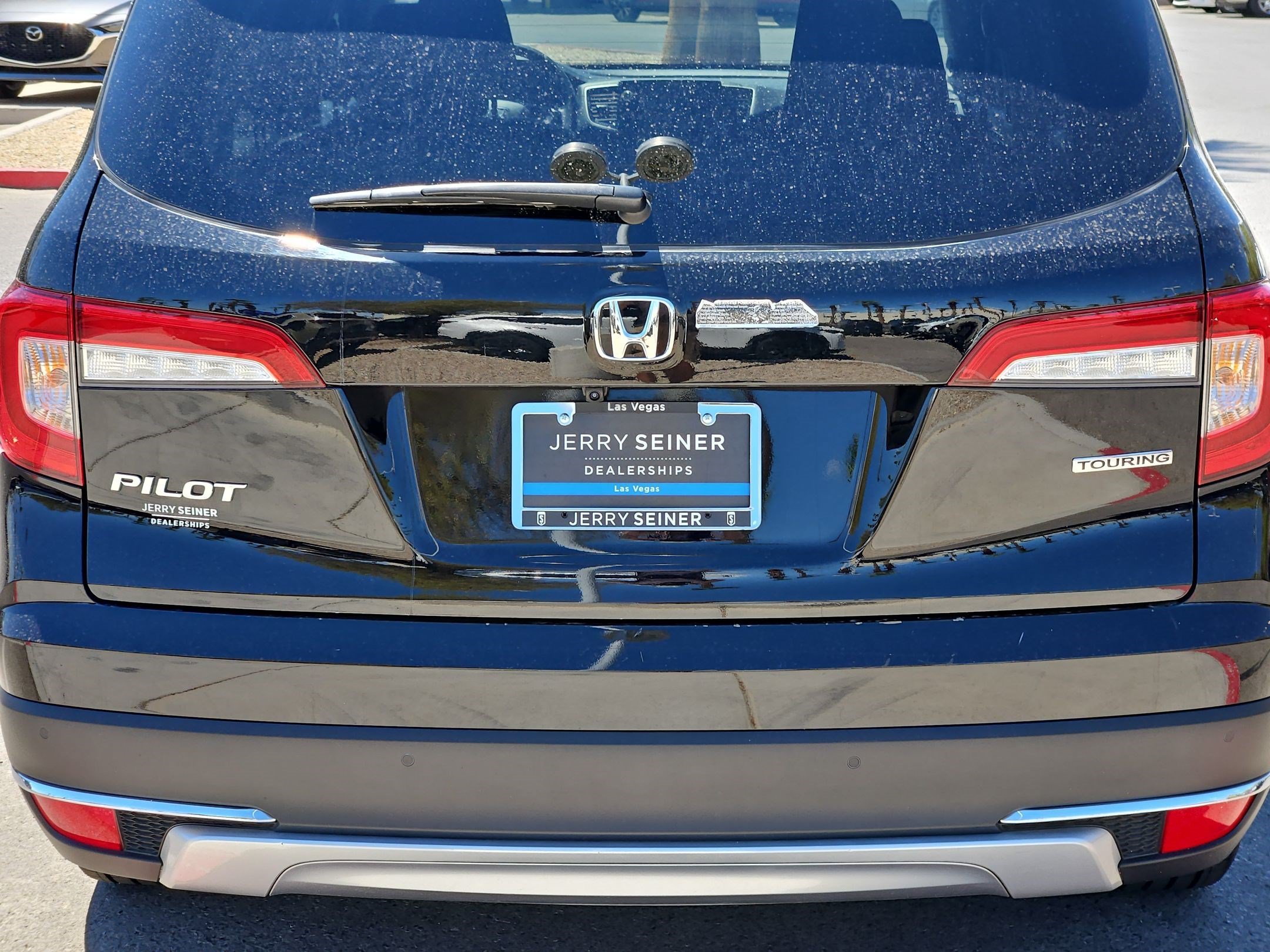 Used 2022 Crystal Black Pearl Honda Touring 7-Passenger image 13