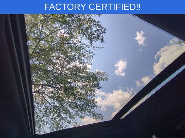 Used 2023 White Jeep Limited image 18