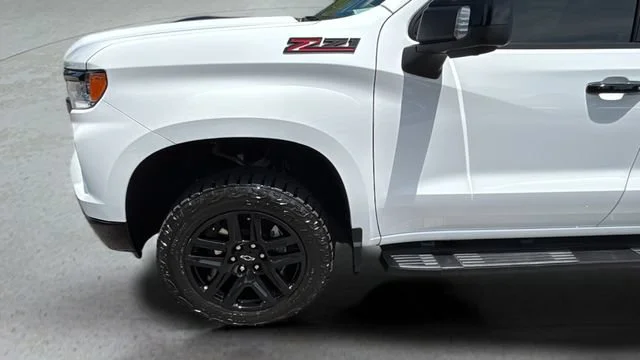 Used 2024 Summit White Chevrolet LT Trail Boss image 34