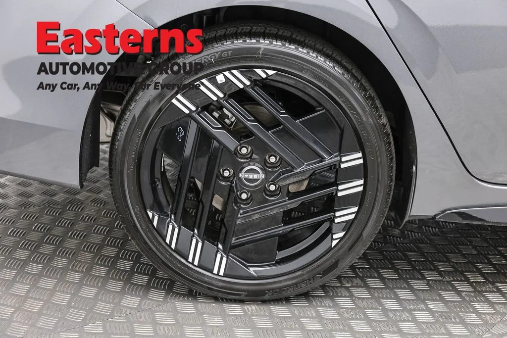 Used 2026 Gray Nissan SR image 29