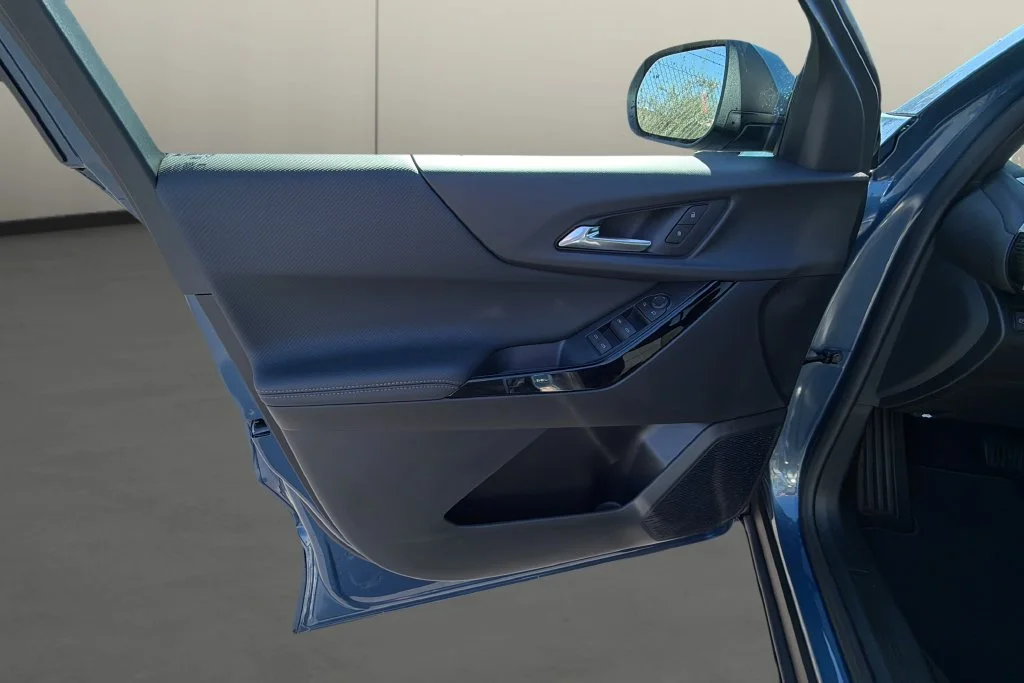 New 2027 Lakeshore Blue Metallic Chevrolet LT image 14
