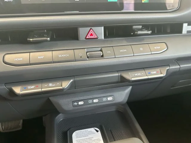 New 2027 Iceberg Green Kia X-Line S image 19