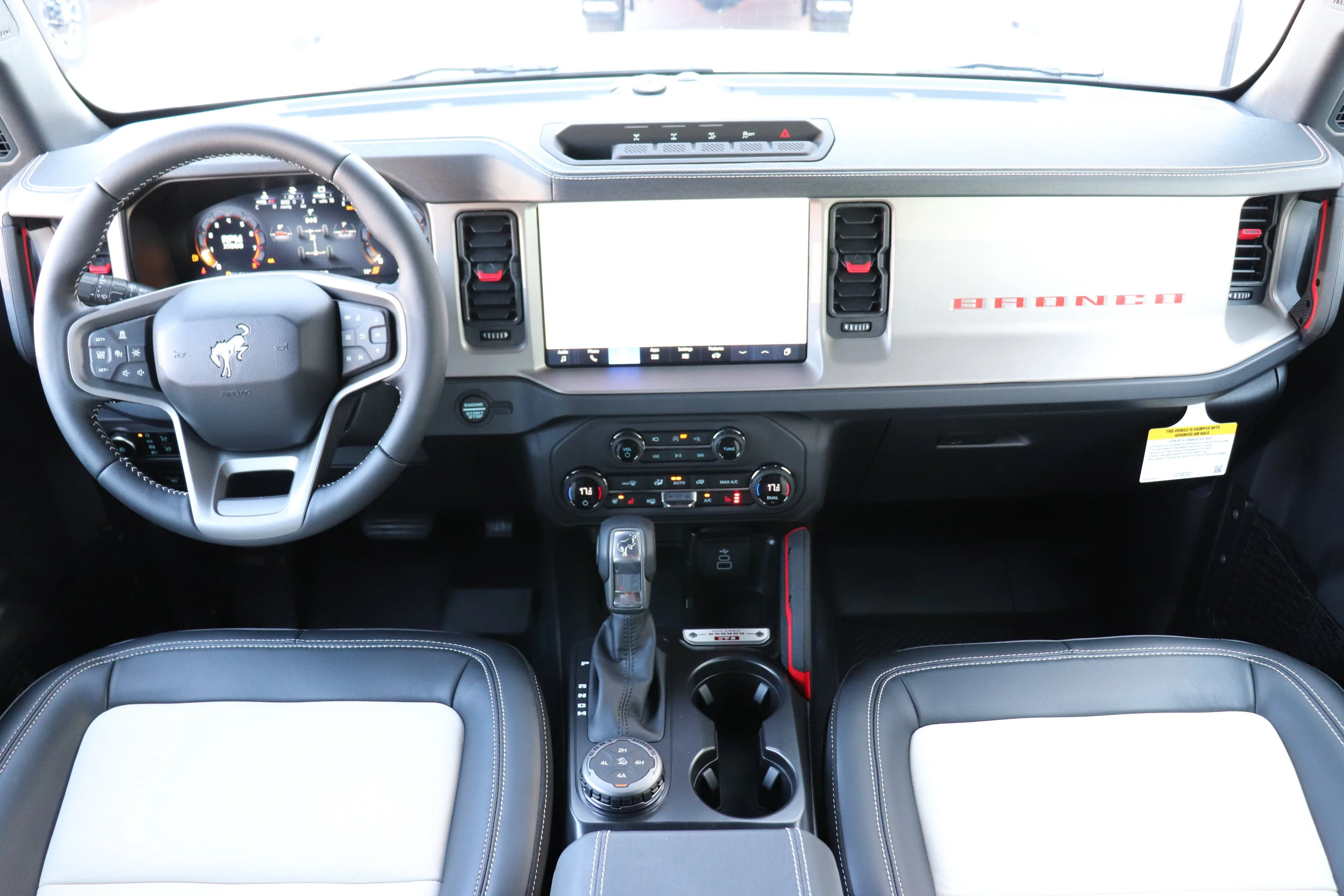 New 2026 WIMBLEDON WHITE Ford Outer Banks image 25