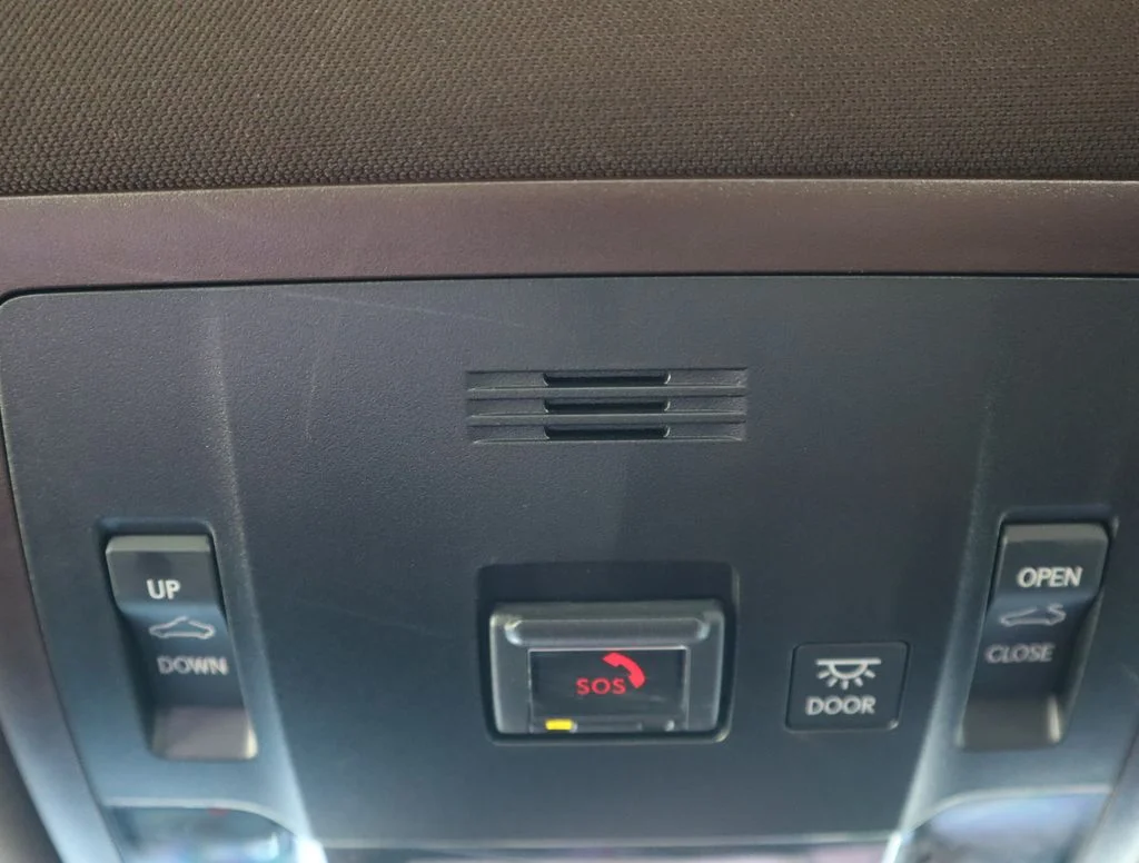Used 2021 Silver Lexus 350 image 22