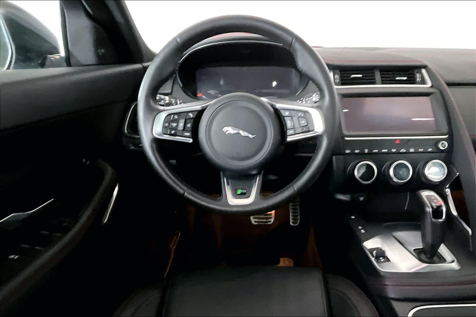 Used 2020 Yulong White Metallic Jaguar Checkered Flag Edition image 6