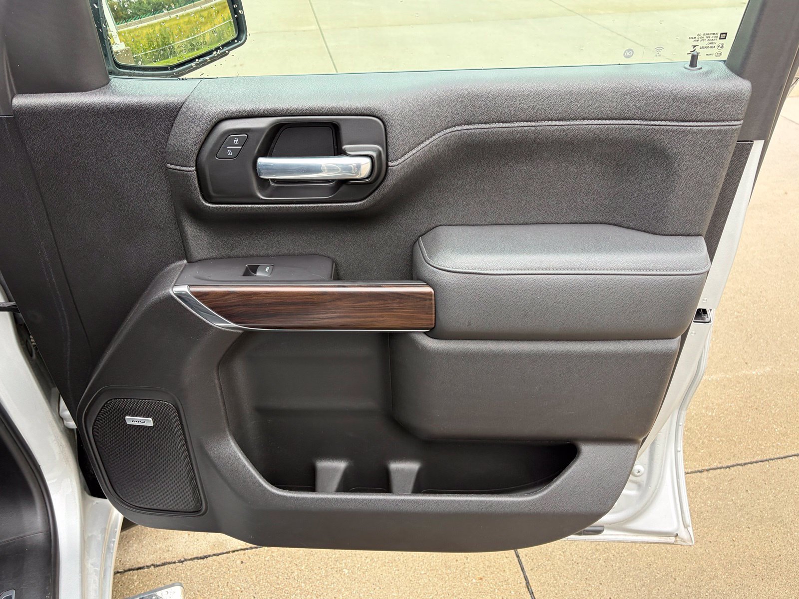 Used 2021 Silver GMC SLT image 11