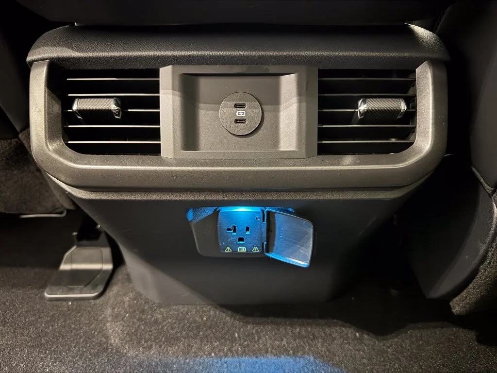 New 2026 White Ford Tremor image 22